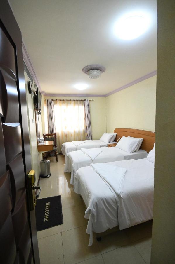 Maaeen Hotel ดูไบ ภายนอก รูปภาพ