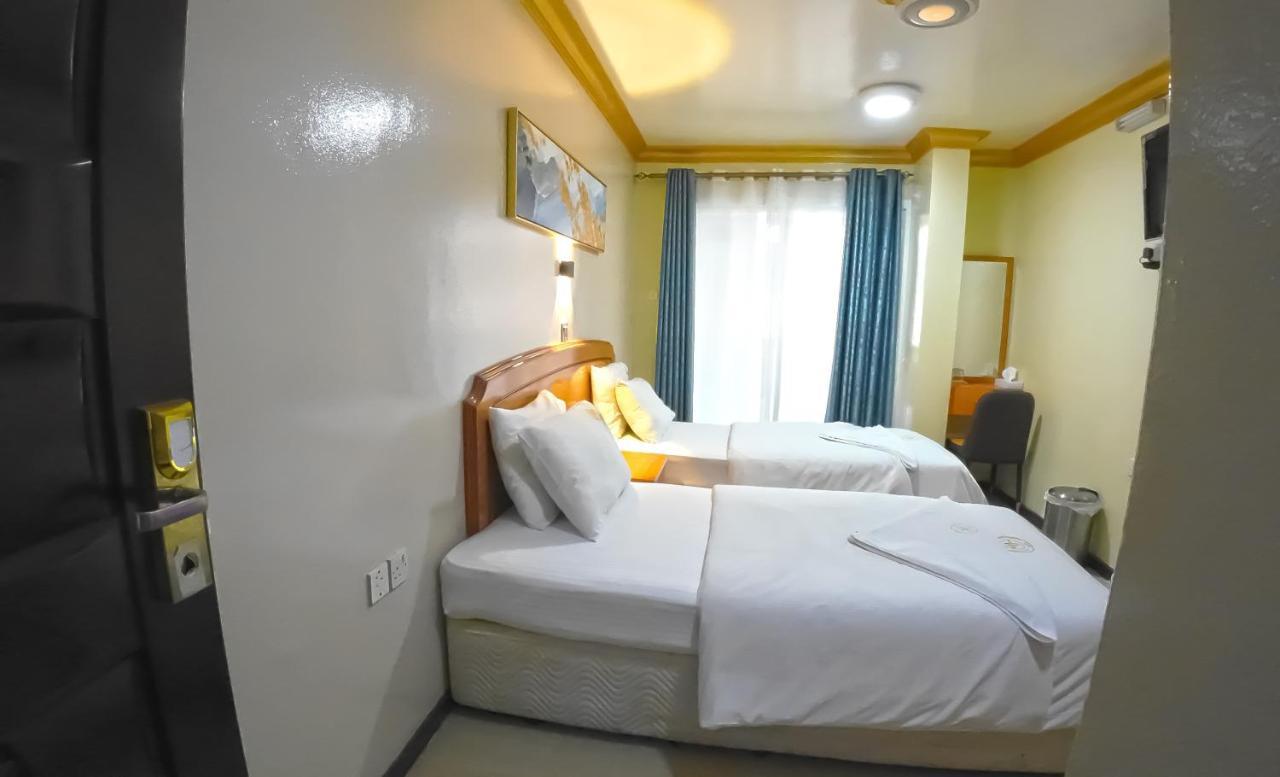 Maaeen Hotel ดูไบ ภายนอก รูปภาพ