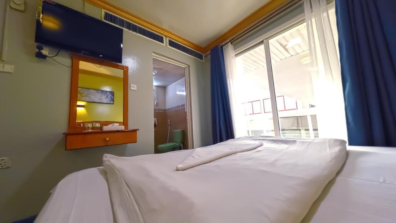 Maaeen Hotel ดูไบ ภายนอก รูปภาพ