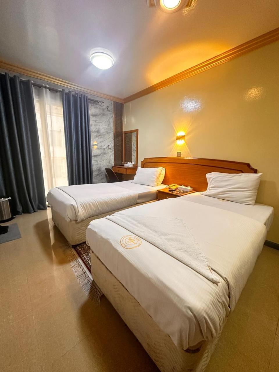 Maaeen Hotel ดูไบ ภายนอก รูปภาพ